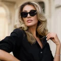 attractive-habits-define-classy-woman.png